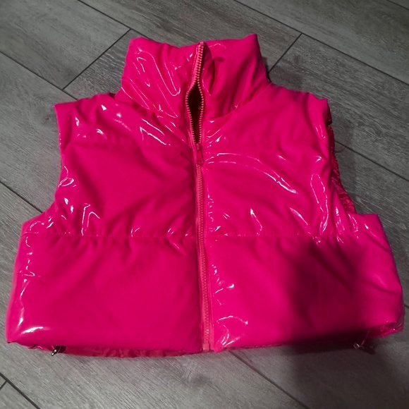 HOT PINK PATENT VEST - Picture 1 of 6